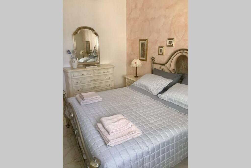 Sweet Apartment Fronte Mare - Ливорно Екстериор снимка